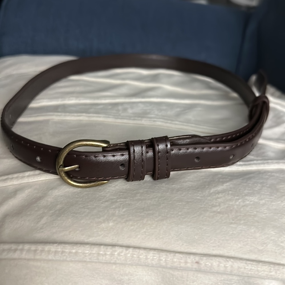 COPY - Women's Fully Adjustable Casual black Belt with Round Buckle, size M/S